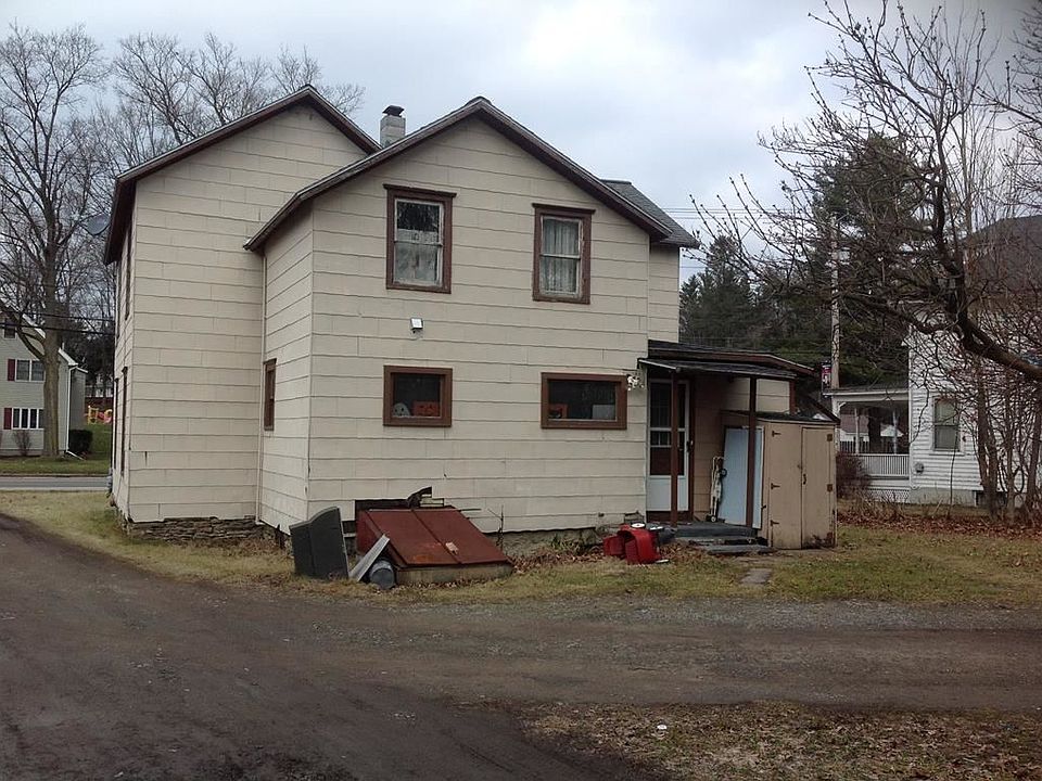 2nd image of 30 Geneva St