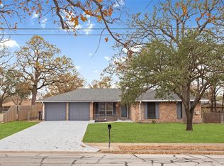 2102 Barak Ln, Bryan, TX 77802