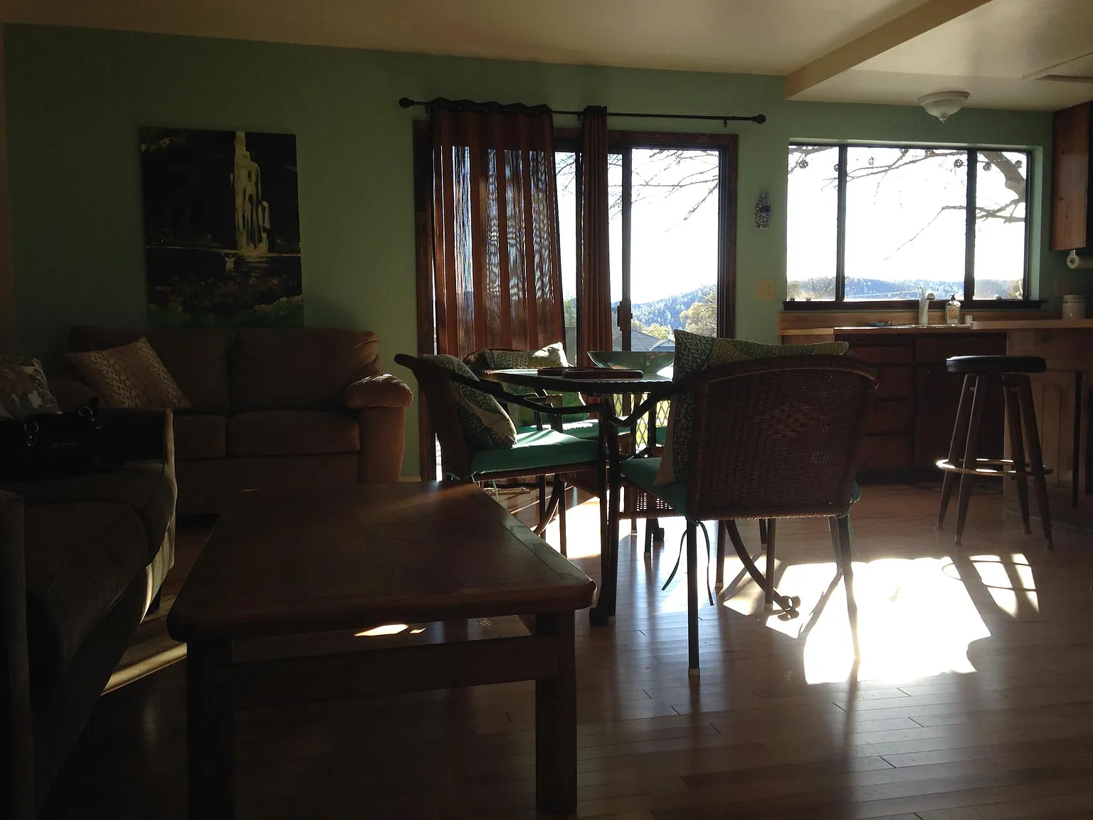 2 bed, 1338 sqft, $2,100 — Photo 2