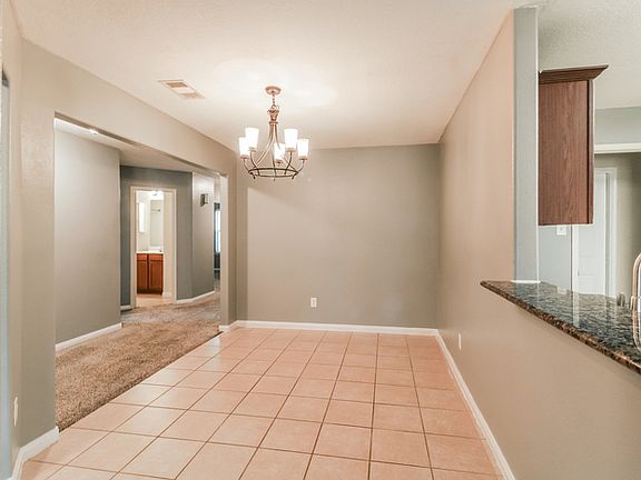 5th image of 2107 Golden Topaz Dr