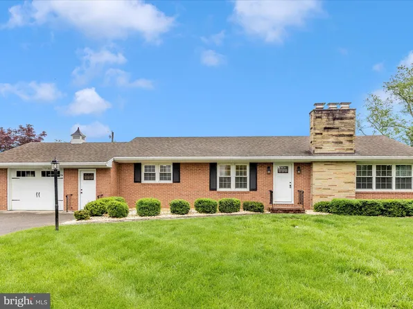 12909 Cathedral Ave, Hagerstown, MD 21742