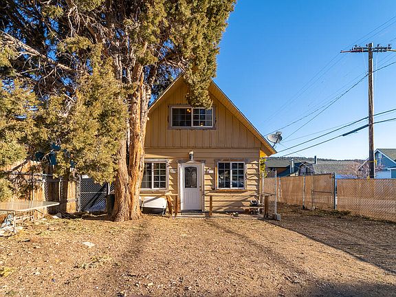 3rd image of 2199 1st Ln