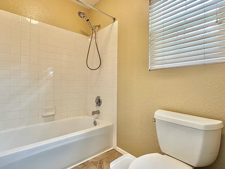13686 Essence Rd — Photo 40