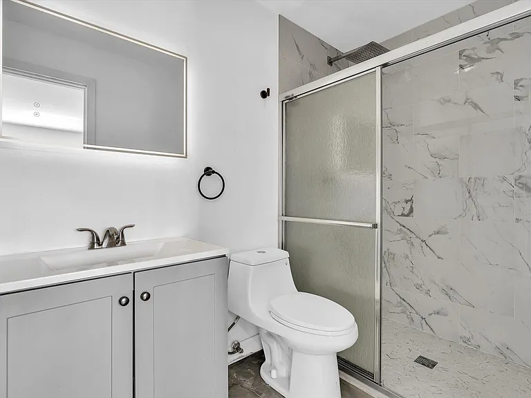 2451 SW 82nd Ave #108 — Photo 34