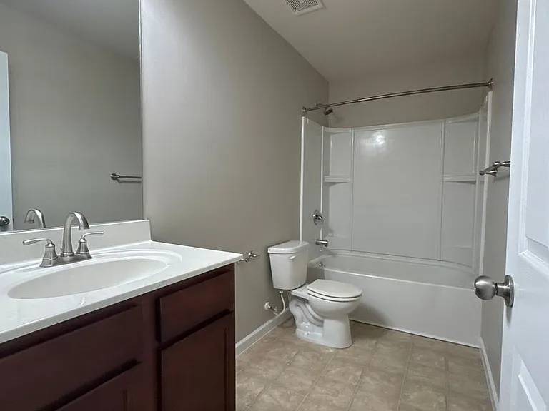 112 Suggs Dr — Photo 14