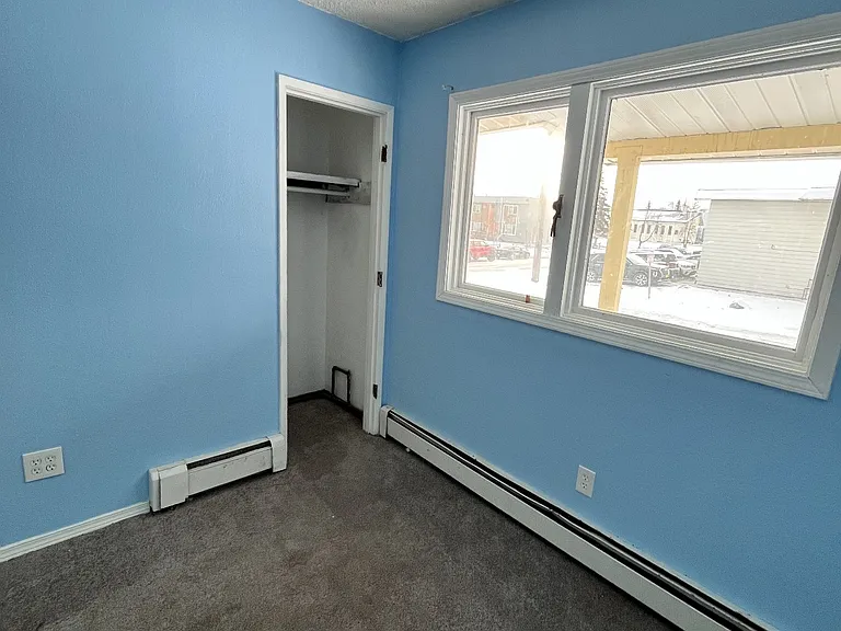 3637 Thompson Ave #2 — Photo 4