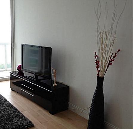 3rd image of 253 NE 2nd St APT 2605