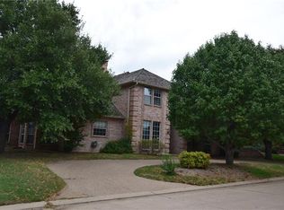 6433 Forest Highlands Dr, Fort Worth, TX 76132