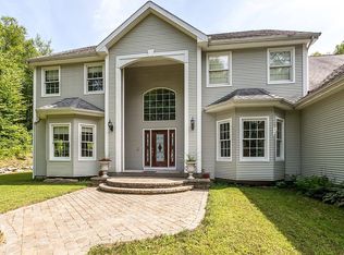 568 Huckleberry Hill Rd, Avon, CT 06001