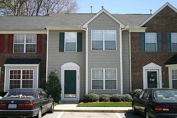 Front of townhome
