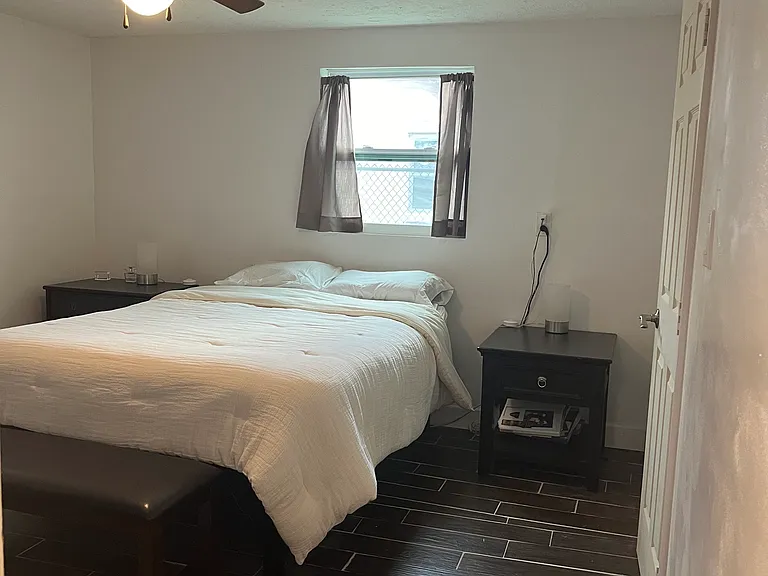 836 Seabreeze Dr #A — Photo 6