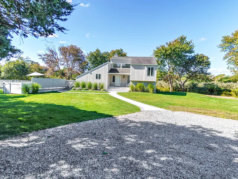 19 Rogers Ln — Photo 3