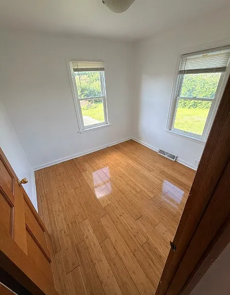 1821 E Ridgeway Ave — Photo 13