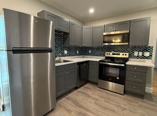 22 Wall St #2, Foxboro, MA 02035