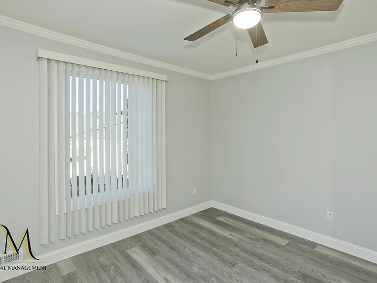 28 Union St #2 — Photo 33