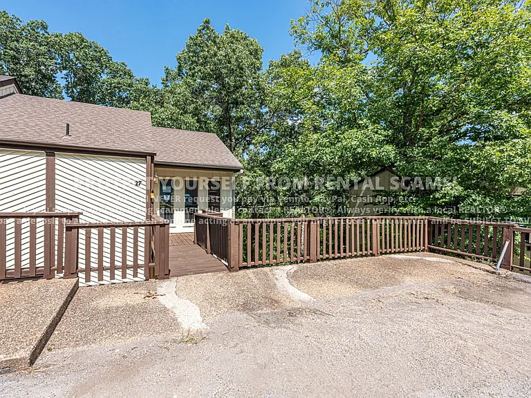 27 Estes Dr — Photo 2