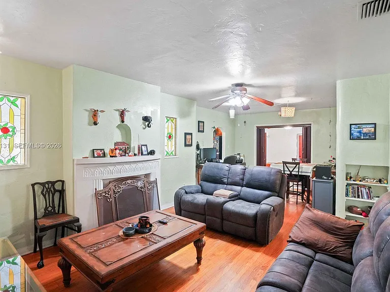 12547 NE 4th Ave — Photo 15