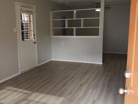 2nd image of 5544 Timberhill Dr #1009