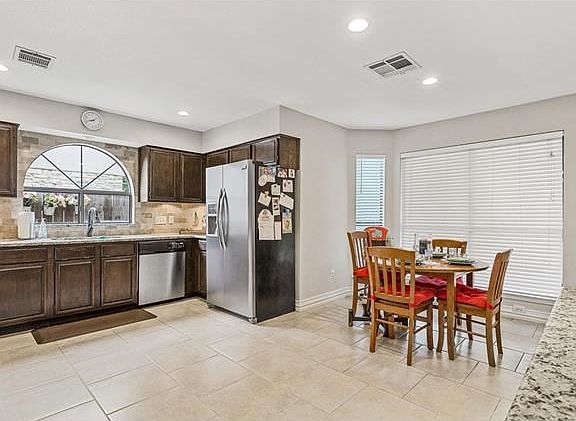 4th image of 8312 Glen Canyon Dr
