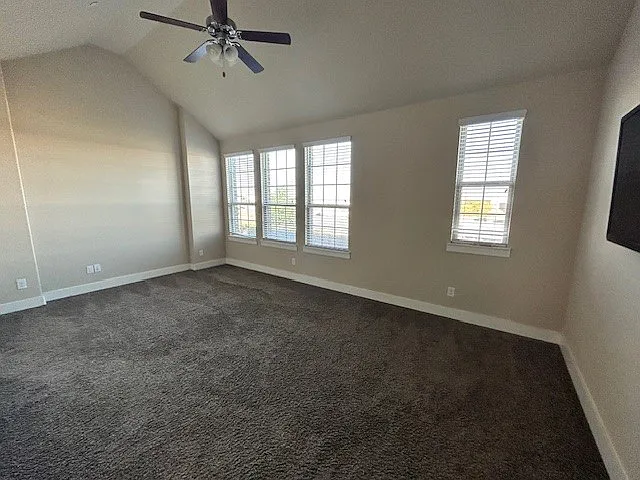 2424 Eureka Way — Photo 4