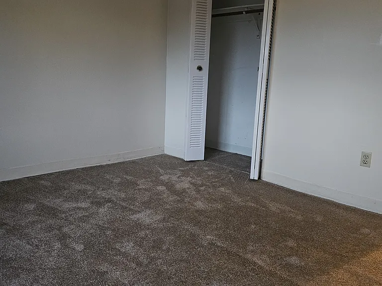 133 English Village Rd #3-303 — Photo 7