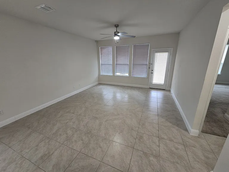 1805 Acosta Dr — Photo 6