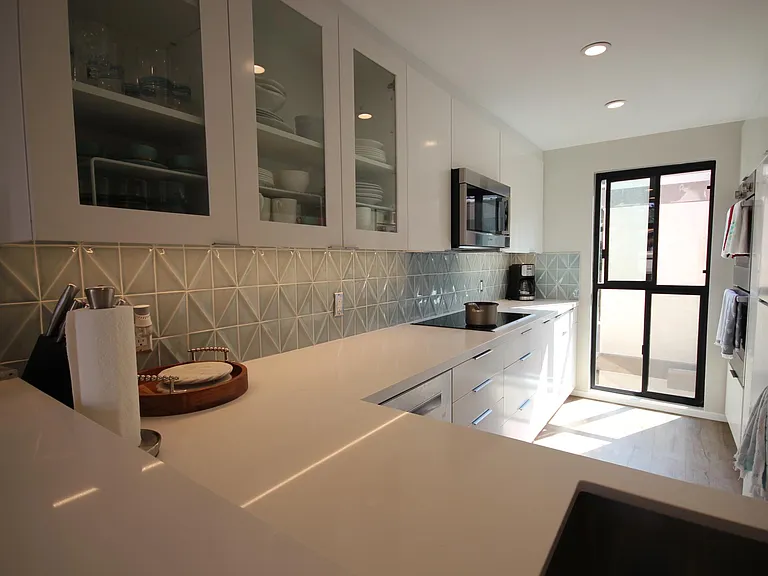 7329 Marina Pacifica Dr S — Photo 5