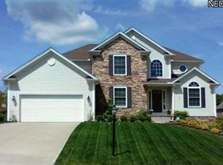 1214 Singleton Dr, Akron, OH 44321