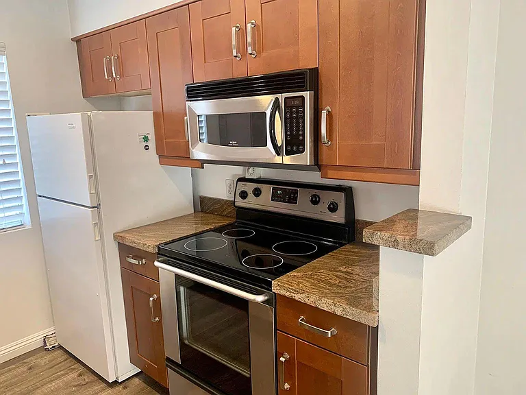 3500 S Greenville St #E12 — Photo 9