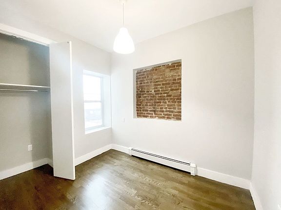 5th image of 1349 Putnam Ave #3B
