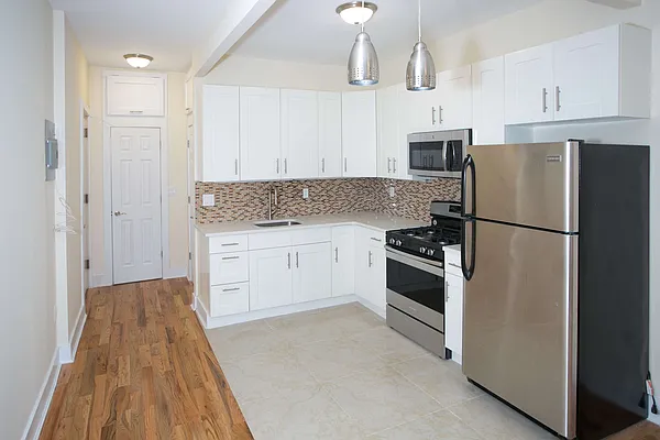 Rented by Evergreen Apartments BK | media 21