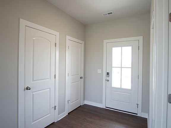 4th image of 4788 Chelmsford Dr #108