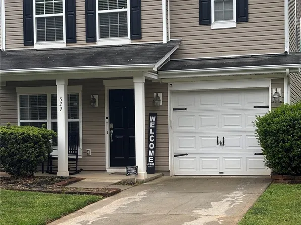 529 Tribune Dr, Charlotte, NC 28214