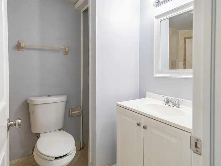 110 Weybridge Cir #A — Photo 10