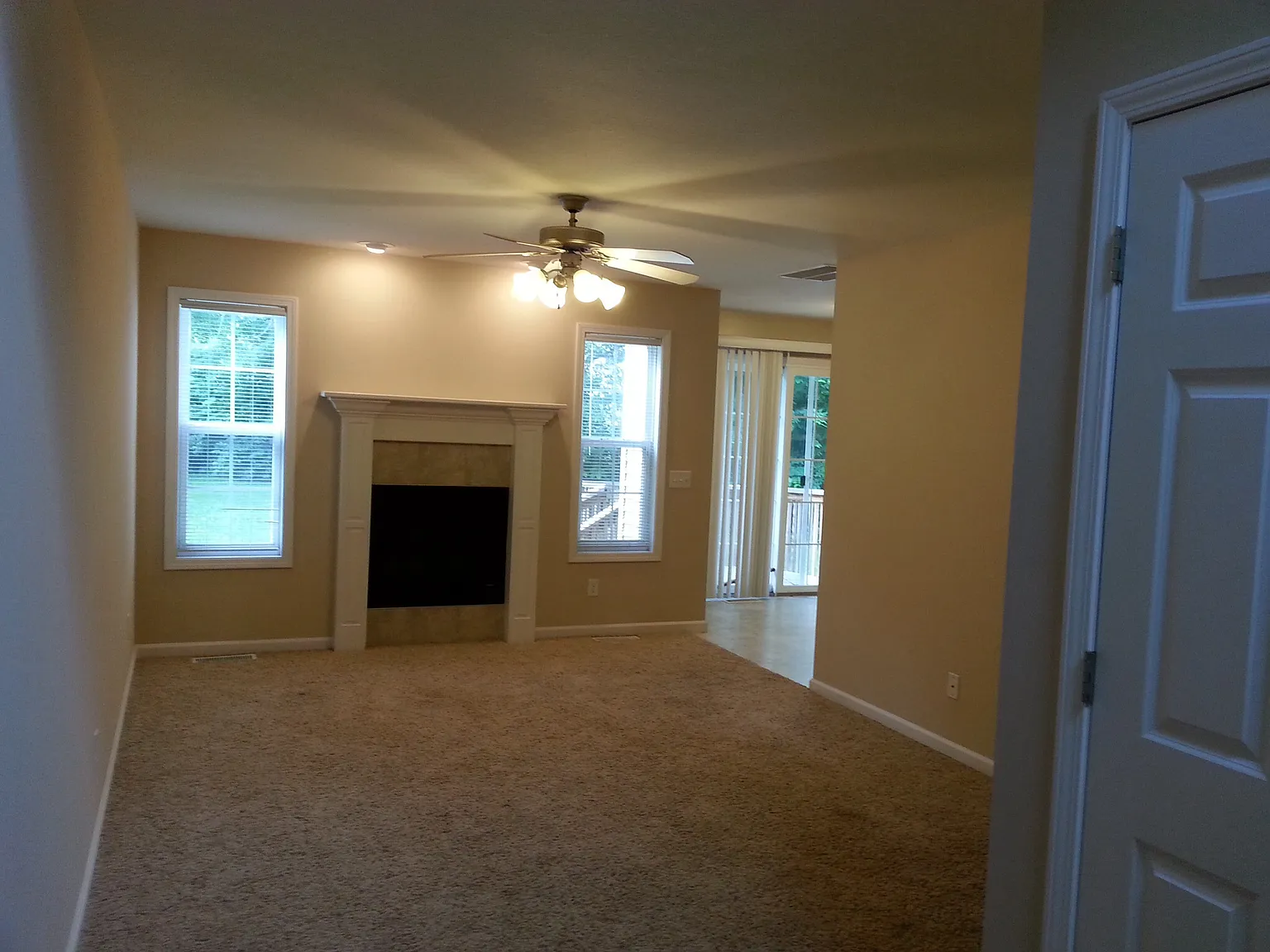 302 Windwood Ct photo 1