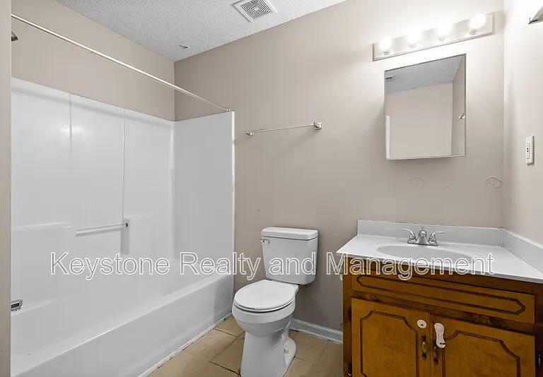 1375 Thompsonville Ln #49 — Photo 11