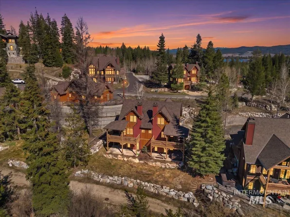67 Golden Bar Ct, Cascade, ID 83611