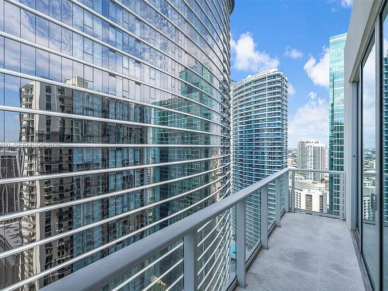 300 S Biscayne Blvd #T-3702 — Photo 21