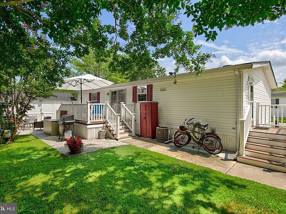 2nd image of 33283 Lighthouse Ct #49312
