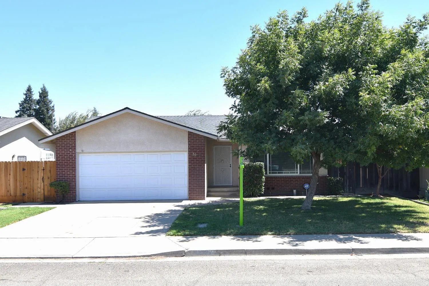 3040 Stern Way photo 1