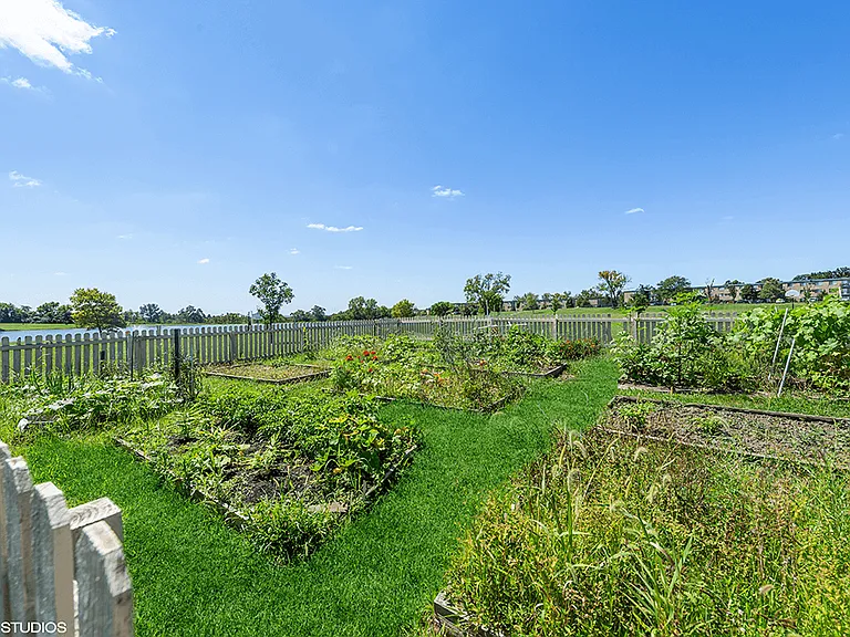 Community Garden for Residents