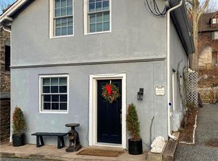 59 Clubhouse Rd, Tuxedo Park, NY 10987