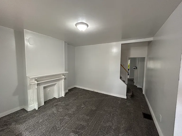 5005 Blair St — Photo 1