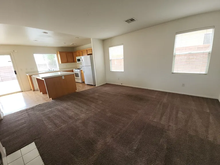 9907 Sparrow Ridge Ave — Photo 8