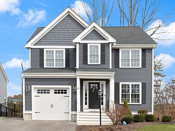 3rd image of 39 Windchime Rd