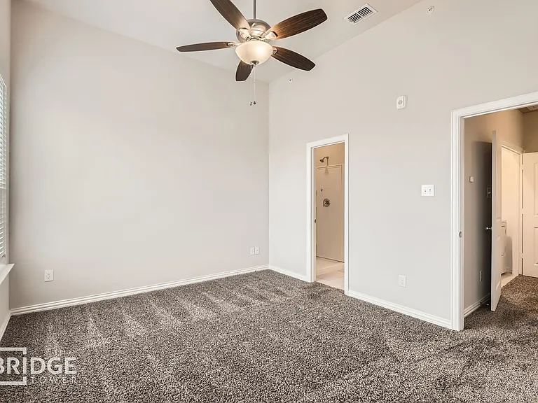 Lamar Townhomes — Photo 46