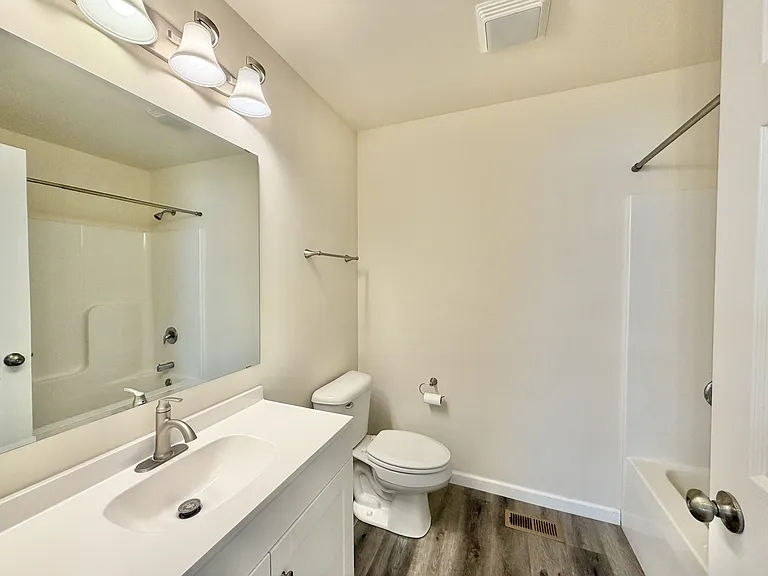 118 Cedar Ave — Photo 11