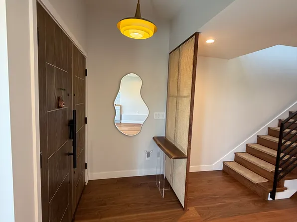 2428 Lincoln Ave, Belmont, CA 94002