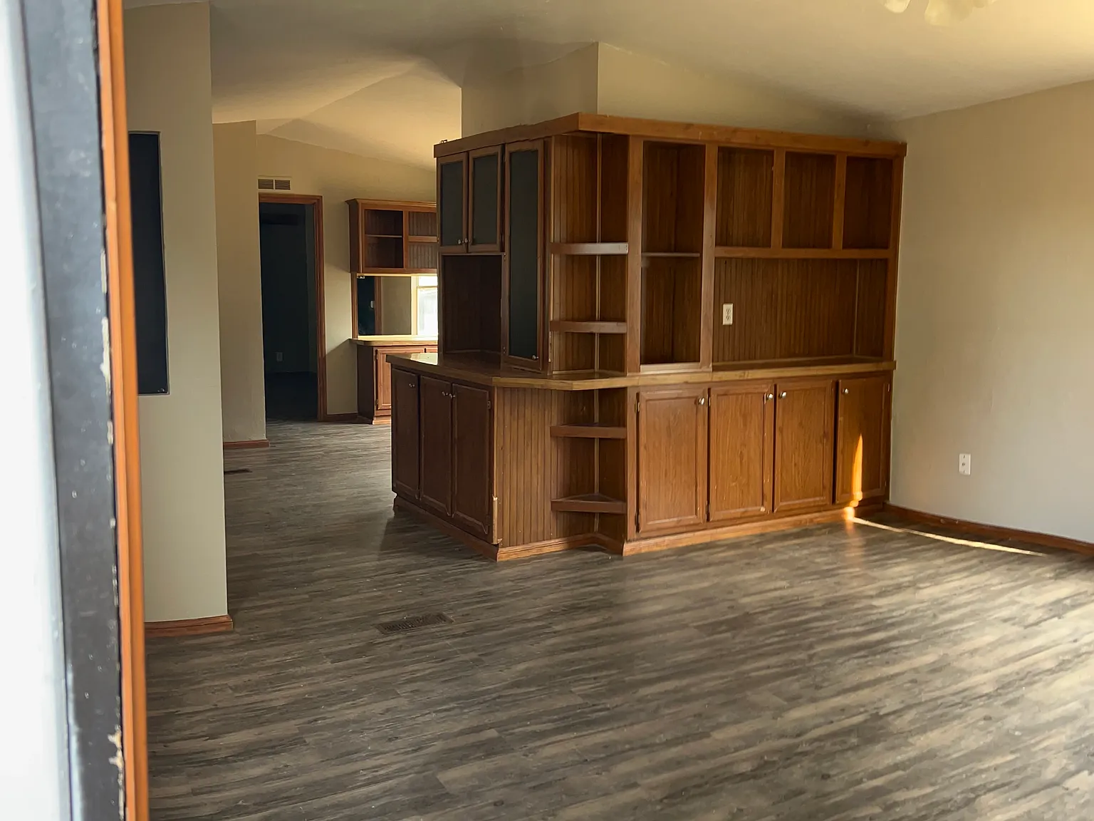 3 bed, 1280 sqft, $1,050 — Photo 1