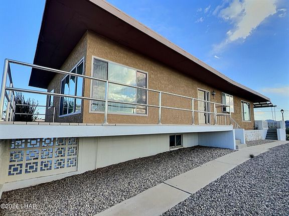 4th image of 3574 Stanford Dr